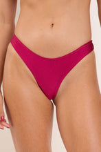 Carica l'immagine nel visualizzatore di Gallery, Gallery: Rio De Sol Slip Bottom Shimmer-Desejo Essential