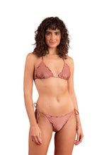 Carica l'immagine nel visualizzatore di Gallery, Model Front: Rio De Sol Slip Bottom Shimmer-Copper Frufru