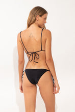 Carica l'immagine nel visualizzatore di Gallery, Model Back: Rio De Sol Slip Bottom Malibu-Black Ibiza-Comfy