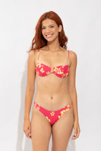 Carica l'immagine nel visualizzatore di Gallery, Model Front: Wednesday In Hawaii By Rio De Sol Slip Bottom Pua-Guava Kai