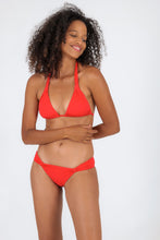 Carica l'immagine nel visualizzatore di Gallery, Model Front: Rio De Sol Slip Bottom Rouge Mel