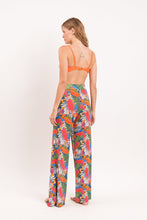Carica l'immagine nel visualizzatore di Gallery, Model Back: Rio De Sol Pantaloni Da Spiaggia Jungle Wide Pants