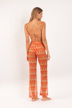 Carica l'immagine nel visualizzatore di Gallery, Model Back: Rio De Sol Pantaloni Da Spiaggia Maracai Pants Lana