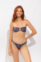 Carica l'immagine nel visualizzatore di Gallery, Model Front: Rio De Sol Slip Bottom Coqueiro Nice