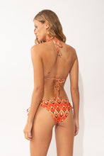 Carica l'immagine nel visualizzatore di Gallery, Model Back: Rio De Sol Slip Bottom Maracai Ibiza-Comfy