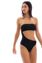 Carica l'immagine nel visualizzatore di Gallery, Model Front: Rio De Sol Intero Body Kiwanda Preto Rio