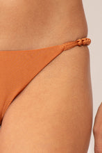 Carica l'immagine nel visualizzatore di Gallery, Image 04: Rio De Sol Completo Set Shimmer-Nocciola Tri-Fixo-Noa Cheeky-Noa