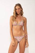 Carica l'immagine nel visualizzatore di Gallery, Model Front: Rio De Sol Slip Bottom Ditsy-Sky Frufru