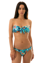 Carica l'immagine nel visualizzatore di Gallery, Model Front: Rio De Sol Slip Bottom Isla Band Comfort
