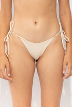 Carica l'immagine nel visualizzatore di Gallery, Gallery: Rio De Sol Slip Bottom Solar-Off Lacinho
