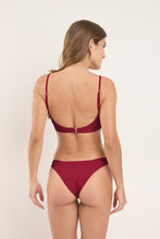 Carica l'immagine nel visualizzatore di Gallery, Model Back: Rio De Sol Slip Bottom Touch-Carmim Essential