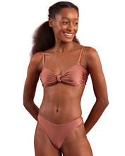 Carica l'immagine nel visualizzatore di Gallery, Gallery: Rio De Sol Completo Set Shimmer-Copper Bandeau-Joy Nice-Fio