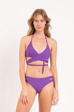 Carica l'immagine nel visualizzatore di Gallery, Model Front: Rio De Sol Slip Bottom Amuleto Madrid