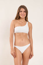 Carica l'immagine nel visualizzatore di Gallery, Model Front: Rio De Sol Slip Bottom Sand-White Leblon