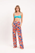 Carica l'immagine nel visualizzatore di Gallery, Model Front: Rio De Sol Pantaloni Da Spiaggia Leaves Wide Pants