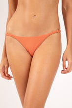 Carica l'immagine nel visualizzatore di Gallery, Gallery: Rio De Sol Slip Bottom Sand-Argila Cheeky-Aya
