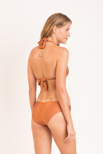Carica l'immagine nel visualizzatore di Gallery, Model Back: Rio De Sol Slip Bottom Nocciola Mel-Comfy