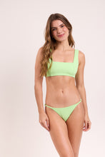 Carica l'immagine nel visualizzatore di Gallery, Model Front: Rio De Sol Reggiseno Top Sand-Menta Mary