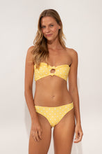 Carica l'immagine nel visualizzatore di Gallery, Model Front: Wednesday In Hawaii By Rio De Sol Reggiseno Top Kiko-Lilikoi Lani