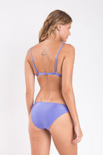 Carica l'immagine nel visualizzatore di Gallery, Model Back: Rio De Sol Slip Bottom Shimmer-Hortensia Essential-Comfy