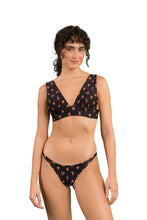 Carica l'immagine nel visualizzatore di Gallery, Model Front: Rio De Sol Slip Bottom Cashew Leblon