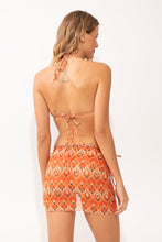 Carica l'immagine nel visualizzatore di Gallery, Model Back: Rio De Sol Gonna Da Spiaggia Maracai Mini Skirt Ruched