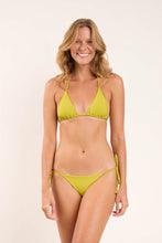 Carica l'immagine nel visualizzatore di Gallery, Model Front: Rio De Sol Slip Bottom Fluity-Abacateiro Lacinho