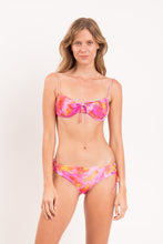 Carica l'immagine nel visualizzatore di Gallery, Model Front: Rio De Sol Reggiseno Top Joyful Balconet-Tie