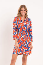 Carica l'immagine nel visualizzatore di Gallery, Model Front: Rio De Sol Camicia Leaves Chemise