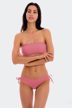 Carica l'immagine nel visualizzatore di Gallery, Model Front: Rio De Sol Completo Set Confetti Bandeau-Reto Madrid