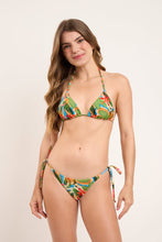 Carica l'immagine nel visualizzatore di Gallery, Model Front: Rio De Sol Slip Bottom Tropical Ibiza-Comfy