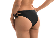 Carica l'immagine nel visualizzatore di Gallery, Image 13: Rio De Sol Slip Bottom Nero Madrid
