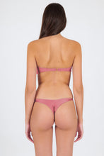 Carica l'immagine nel visualizzatore di Gallery, Model Back: Rio De Sol Completo Set Shimmer-Confetti Bandeau-Knot Nice-Fio