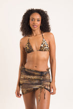 Carica l'immagine nel visualizzatore di Gallery, Model Front: Rio De Sol Gonna Da Spiaggia Leo Skirt-Rushed