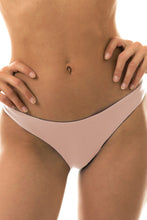 Carica l'immagine nel visualizzatore di Gallery, Gallery: Rio De Sol Slip Bottom Essence Bandeau