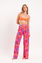 Carica l'immagine nel visualizzatore di Gallery, Model Front: Rio De Sol Pantaloni Da Spiaggia Flavors Wide Pants