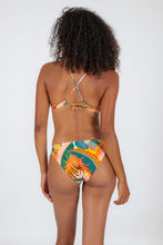 Carica l'immagine nel visualizzatore di Gallery, Model Back: Rio De Sol Completo Set El-Arco Bralette Essential-Comfy