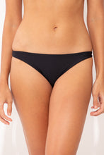 Carica l'immagine nel visualizzatore di Gallery, Gallery: Wednesday In Hawaii By Rio De Sol Slip Bottom Lava Oahu