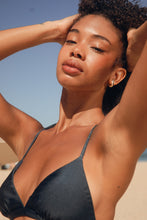 Carica l'immagine nel visualizzatore di Gallery, Image 11: Rio De Sol Reggiseno Top Shimmer-Shark Tri-Fixo-Noa