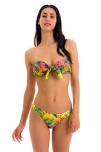 Carica l'immagine nel visualizzatore di Gallery, Model Front: Rio De Sol Slip Bottom Sun-Sation Nice