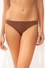 Carica l'immagine nel visualizzatore di Gallery, Gallery: Rio De Sol Slip Bottom Sand-Cappuccino Leblon