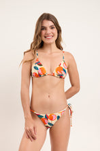 Carica l'immagine nel visualizzatore di Gallery, Model Front: Rio De Sol Reggiseno Top Picnic Lia