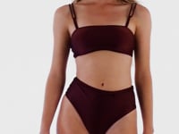 Carica e avvia il video nel visualizzatore di galleria, Video: Rio De Sol Completo Set Barolo Bandeau-Reto Hotpants