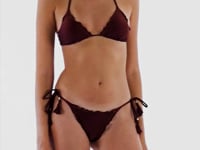 Carica e avvia il video nel visualizzatore di galleria, Video: Rio De Sol Slip Bottom Barolo Frufru