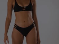 Carica e avvia il video nel visualizzatore di galleria, Video: Rio De Sol Reggiseno Top Bora-Black Bra-Trio