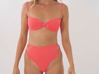 Carica e avvia il video nel visualizzatore di galleria, Video: Rio De Sol Completo Set Malibu-Folia Bandeau-Iris Highwaist-Spin-Iris