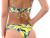 Carica e avvia il video nel visualizzatore di galleria, Video: Rio De Sol Slip Bottom Lemon Flower Tri Cos