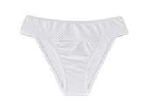 Carica l'immagine nel visualizzatore di Gallery, Product Front: Rio De Sol Slip Bottom Cloque Branco Cos Comfort