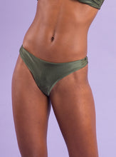 Carica l'immagine nel visualizzatore di Gallery, Image 10: Rio De Sol Slip Bottom Croco Nice-Fio