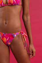 Carica l'immagine nel visualizzatore di Gallery, Image 08: Rio De Sol Slip Bottom Flavors Cheeky-Tie